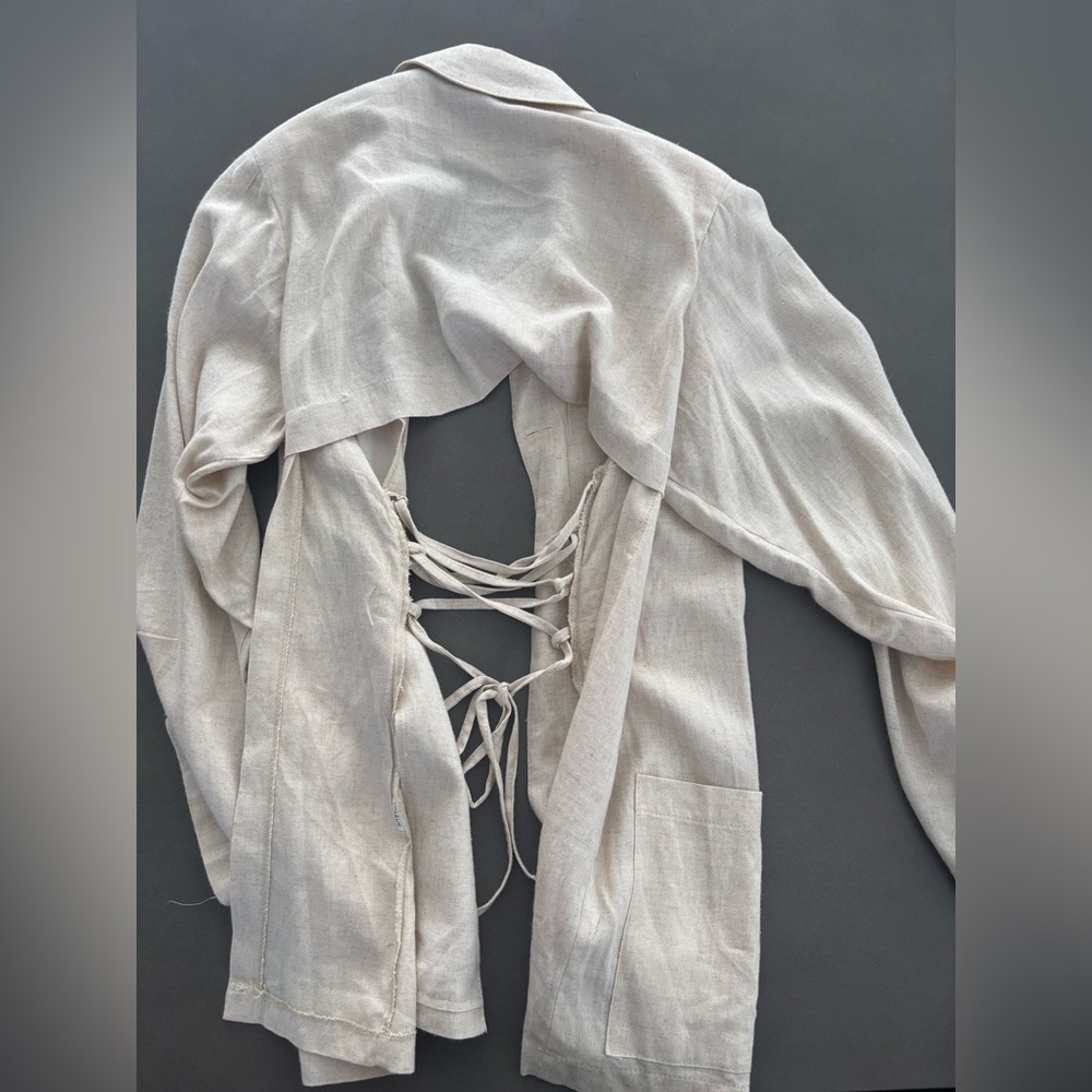Elegant Cream Blazer Set - open back jacket